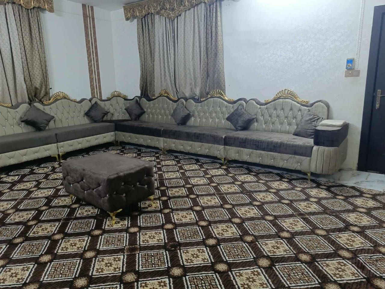 بـالأقـسـاط الـمُـريـحـة.. جـدّد أثـاث بـيـتـك مـع "سـفـيـر" ✨
يعلن معمل ومعرض سفير عن وصول أحدث موديلات (الدايون وتخم القنفات) بتصاميم تجمع بين الفخامة والراحة.
• خياراتنا: متوفر (جاهز) للاستلام الفوري، أو (تفصال) حسب ذوقك وقياسات منزلك 📏. 
. متوفر جميع للاوان ومديلات الي تناسب ذوقك 😉♥️
• نظام الدفع: أقساط ميسرة تناسب الجميع 🛑.
• الضمان: نوفر لكم ضماناً حقيقياً وضمان صيانة لنحسم  ثقتكم 🤝.
📍 العنوان: الزهور - خلف أفران الكرخ - بالقرب من جامع الشهيد صباح.
📞 للحجز والاستفسار: *********** (متوفر واتساب)
زورتنا تسعدنا.. ستجدون ما يرضيكم بالتأكيد! ✅
