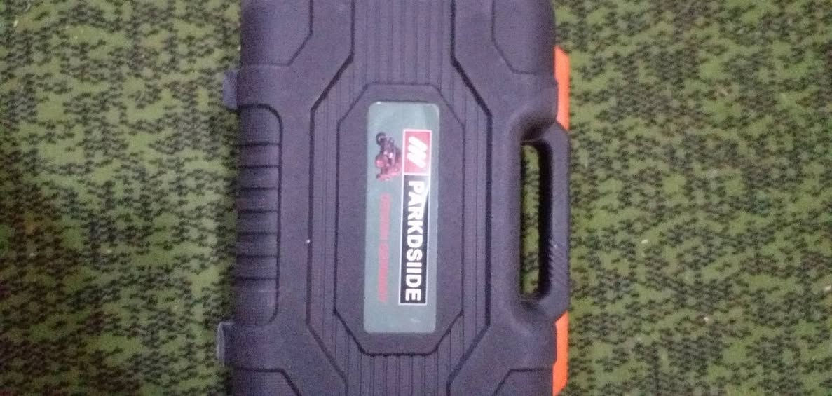 السلآم عليكم من رخصة مدير منفاخ جديد بلباكيت مامستعمل نهائيا سعره ٣٠الف وبيه مجال للطيبين إتصل ***********
