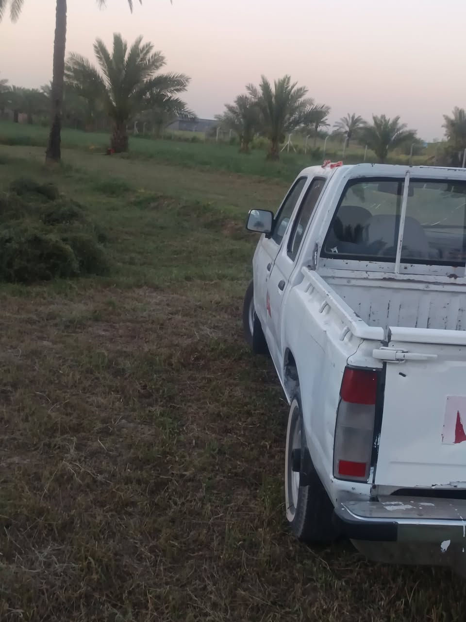 السلام عليكم بكم نيسان 2005 سياره رقم بابل تبريد شغال❄️❄️ تدفئه تخم تاير جير مكينه خير من الله كهربائياتها خير من الله 
سعر السياره 67 وبيها مجال حق الجيه المكان بابل حله 
***********
