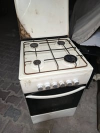 غراض نضيفه للبيع كلمن وسعره 07838603832