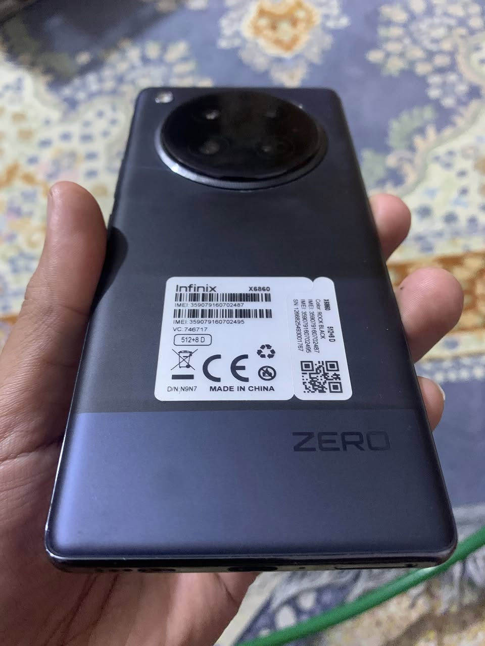 السلام عليكم
جهاز انفنكس زيرو 40 فور جي 

ذاكره 512 عملاقه 

عشوائي 8+5 يعني 13 

شاشه منحنيه 

معالج جي 100 

كامره 108 + 50 

بطاريه 5000 عملاقه 

دبل سيم كارت 

جهاز راقي وجديد جدا 

كفرات عدد 2 ولاصق شاشه اصلي 

السعر 250 الف 

بغداد مدينة آلصدر 

توصيل ماكو


**إذا كنت صاحب هذا الإعلان وتريد حذفه لأي سبب، رجاءا أرسل رسالة إلى الدعم الفني**