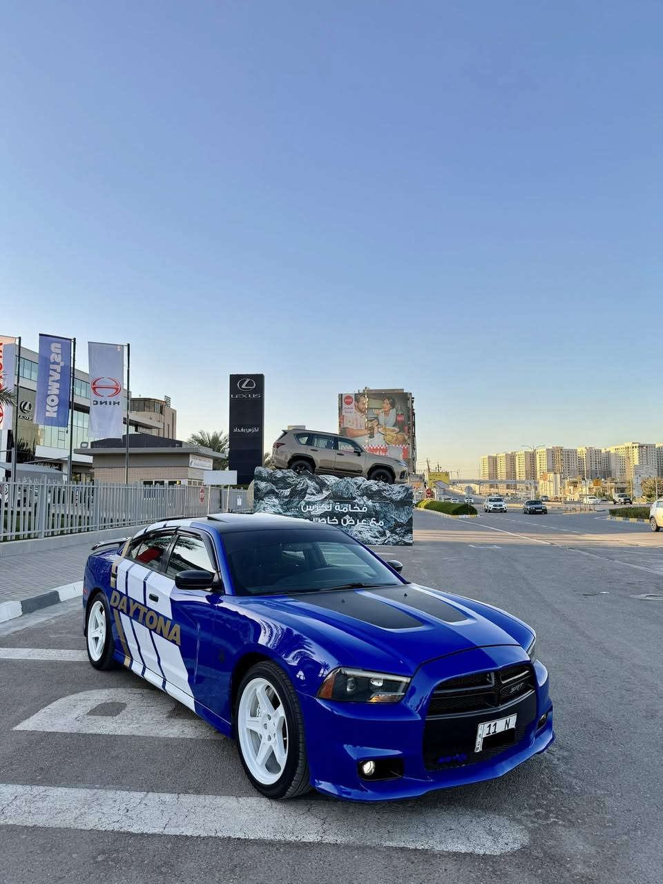 جارجر نسخه الديتونا 1865
موديل 2013 
محرك 5700 مامفتوح كفاله 
وارد امريكي حادث جاملغ خلفي وبل العراق جاملغ امامي 
بدون ايرباك بدون لغد وشاصي كفاله 
صور حادث تفضل خاص ودزهن الك 
سياره مصروف عليه ومتعوب 
فول موصفات 
فتحه بصمه شاشا جبيره 
كشن حضن خياط بلون ازرك ومختم ديتونا 
احزمه الامان بلون الازرق 
كشن كهرباء 
محدث كامل اس ارتي 
عليه ويل دايموند وتخم تاير 
كفرات فجوج
صدر امامي خلفي جديد 
برمجه وطلقات 
اكسل قفل srtلمشيف 
دركه srt
كزوز رعب 
مكان السياره بغداد السيديه 
***********
