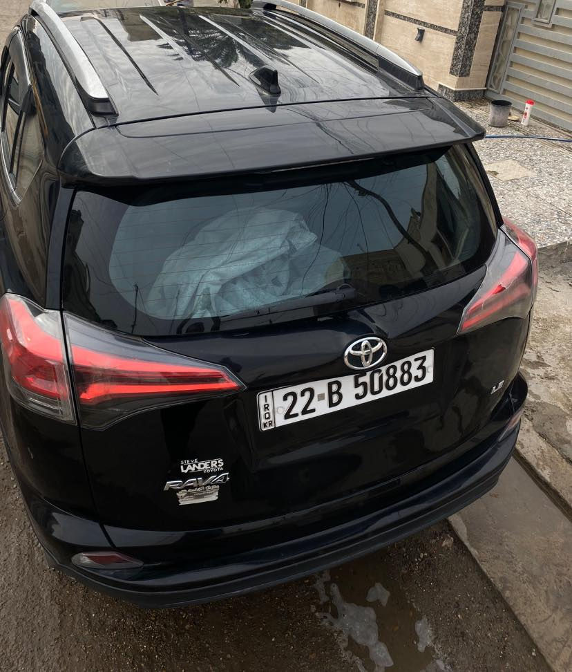 السلام عليكم راف فور للبيع مديل ٢٠١٧رارد أريكي حادثه باب خلفي امبدل والباقي كفاله عامه محرك ٢٥٠٠. السياره حيل نضيفه رقم أربيل باسمي مكانه بغداد الدوره السعر ١٧٠وبيه مجال للطيبين الرقم ***********
