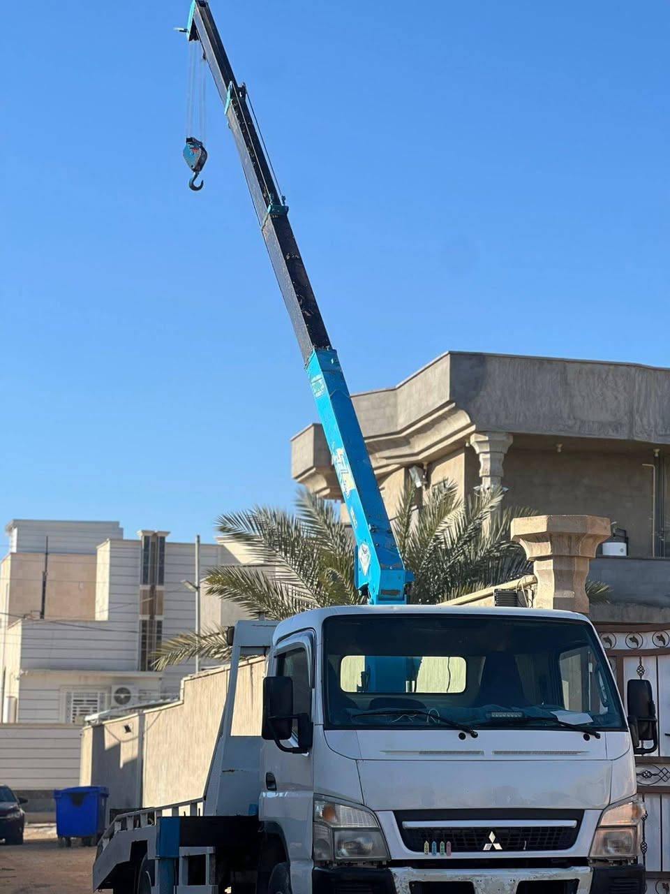 السلام عليكم للبيع كنتر موديل 2011 رقم  أربيل تحويل مباشر مكينه 108 كرين سوبر زت 3سلايتات طنين و600 بعده جديد مال حاويه تخم تاير بدي ثابت سياره خير من الله جاهزه لشغل مكان الأنبار حديثه سعره 185 وبيه مجال لشراي ‏‪***********‬‏
