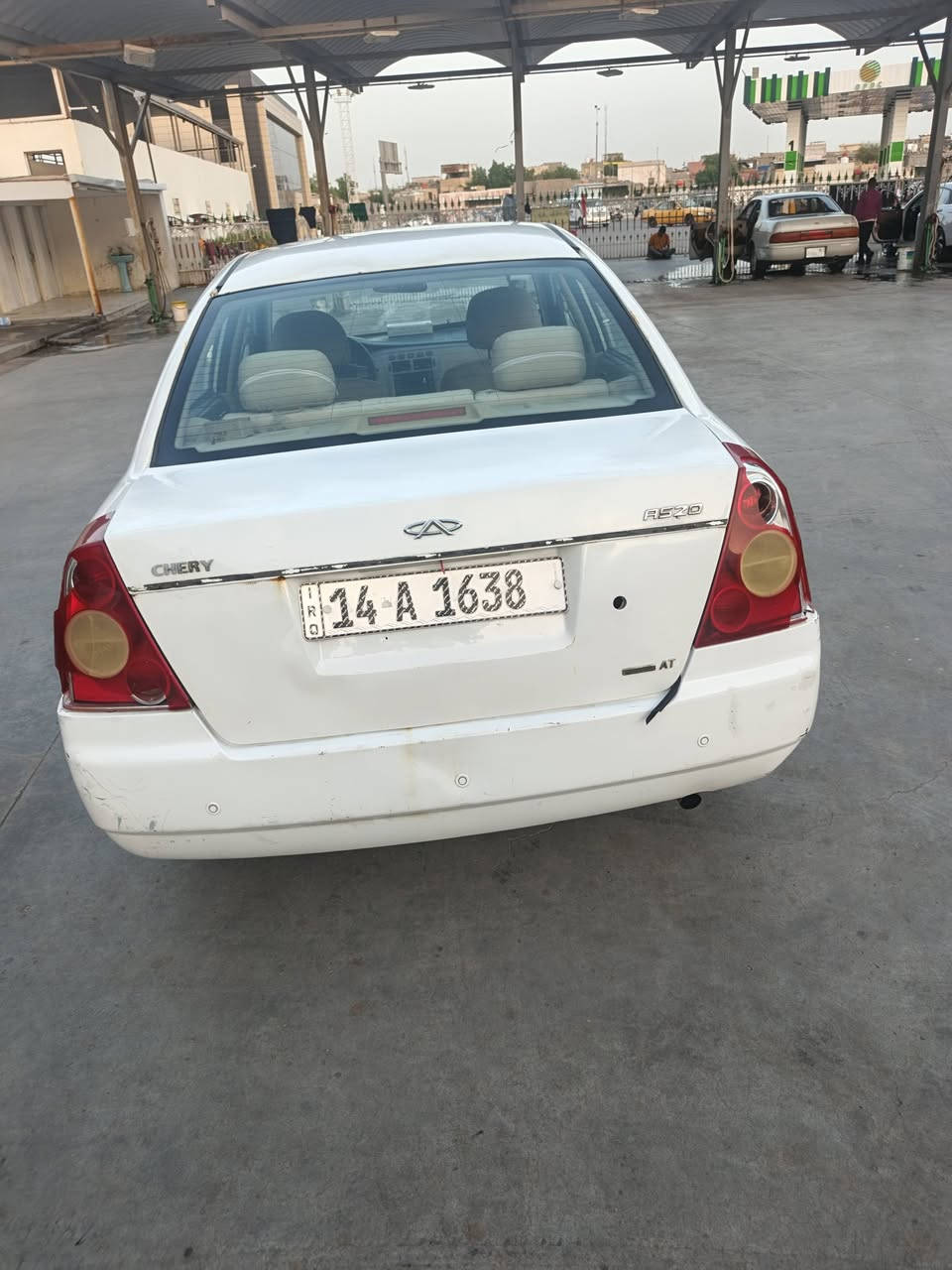 السلام عليكم سياره شيري a5 موديل ٢٠١٢ بأسمي سياره نضيفه محرك جديد صار شهر بدلته شرط برغي مامفتوح بي تبريد شغال نقص بس غاز فقط حداديه جديده تايرات جديده سعرها 42 وبيها مجال للشراي ***********

