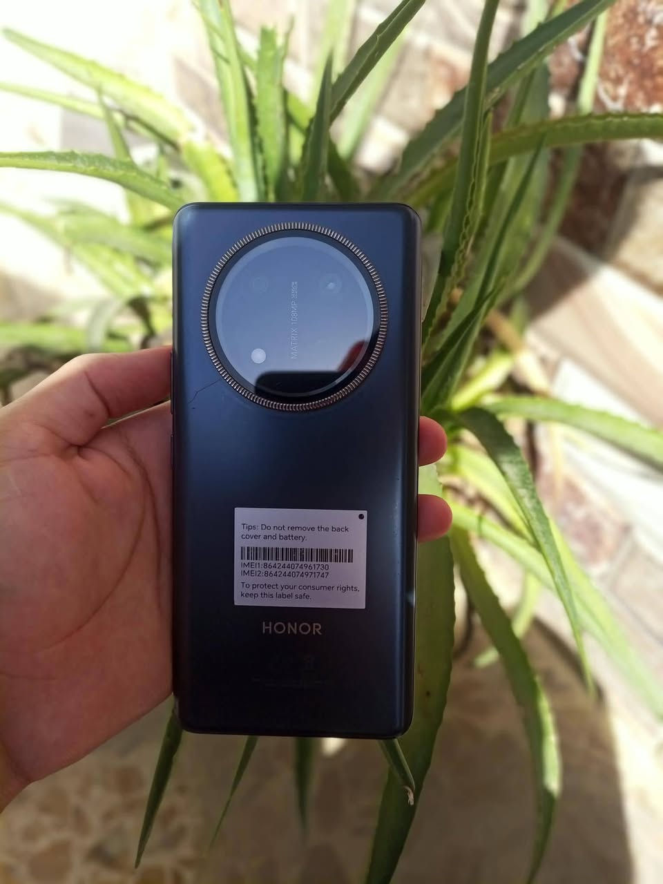 HONOR X9c
الحجم: 6.78 إنچ
الشاشة تدعم معدل تحديث عالي (120Hz
بصمة: مدمجة + Face unlock
يدعم: 5G
المعالج: Snapdragon 6 Gen 1
ثماني النواة
البطارية: 6600mAh 🔥 (قوية جداً)
الشحن: 66 واط سريع
السعر 300 وبي مجال


**إذا كنت صاحب هذا الإعلان وتريد حذفه لأي سبب، رجاءا أرسل رسالة إلى الدعم الفني**