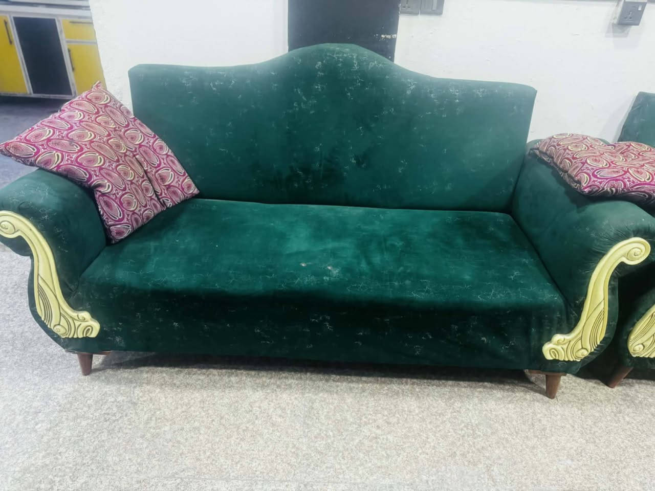 بيع مستعجل 9 قطع  سعر 200 نضيف بدون ضرر


**إذا كنت صاحب هذا الإعلان وتريد حذفه لأي سبب، رجاءا أرسل رسالة إلى الدعم الفني**