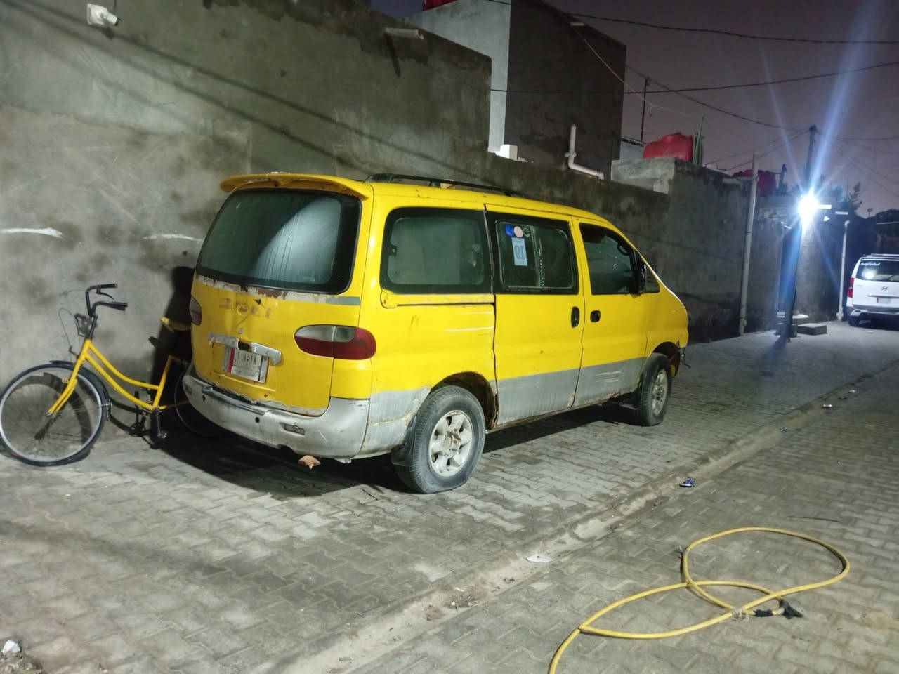 سلام عليكم ستاركس رقم مثنئ. مديل 2000
  مطلوبه غرامات وهيئه بس ماعرف شكد عليه
سعره 14 وبيه مجال
مكينته كايمه ومنزلينه
مفصخه عوزه بوش ورنكات وبراص وبساتم يعني تجفيت عام لزم جفتهه غراضهه كله موجوده بجمه موجود سياره جبليه
مكانه سماوه قضاء رميثه
سياره بيه خياسات
رقمي ***********
