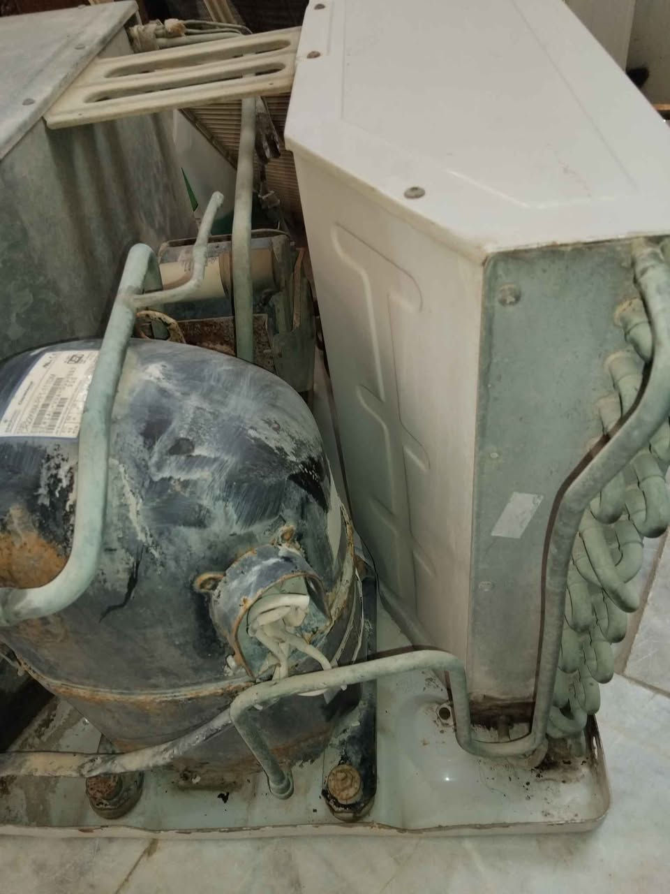 مكيف جنرال سوبر هندي  طن ونص كمبريسر شرط الشغل والتبريد  قضاء المدينة الجلال قرب المركز الصحي  شمالي البصرة البصرة, العراق


**إذا كنت صاحب هذا الإعلان وتريد حذفه لأي سبب، رجاءا أرسل رسالة إلى الدعم الفني**