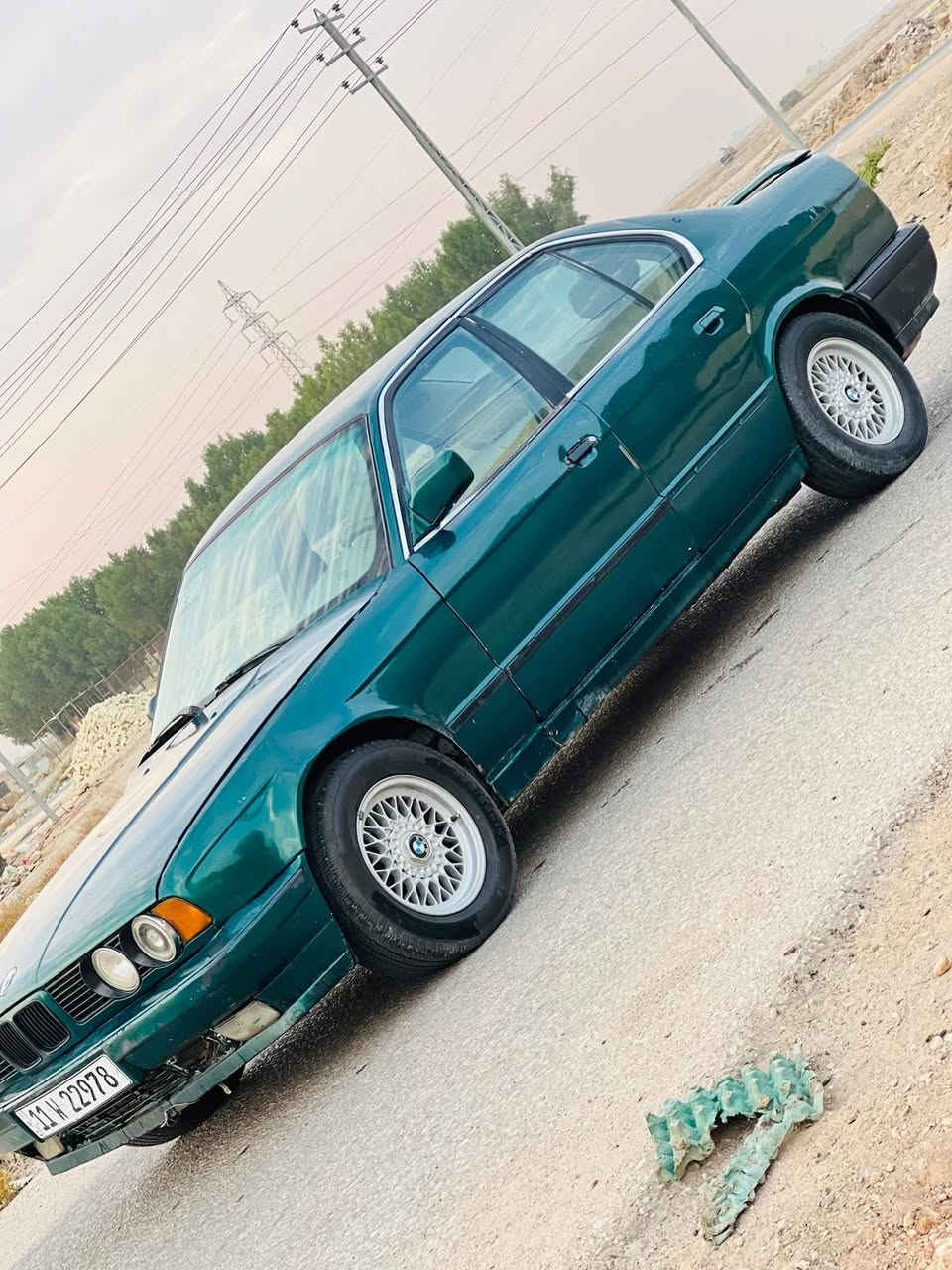 سلام عليكم بي ام 1991كير ومحرك وحداديه كفاله تخم تاير جديد مال جناي جاهزه الاخير ما جناي جاهزه الاخير رقم بغداد انكليزي 
السعر43وبيها مجال 
الاتصال ***********
مامتواجد بلخاص 👆👆
