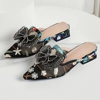 ملابس • بضاعة جديدة • وصلت اليوم