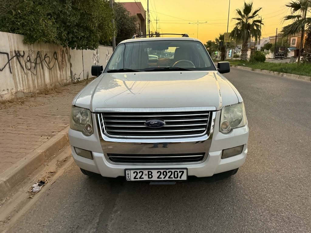 فورد2010شريكه نيفه صفر شريكه گيرمحر تبريد شرط سلايت كين 3مقعد جاملغ واحد صبغ  كشن جل  سنه ويه جديد كوبون بنزين دواخل اصفر.  معروف سيارا    سعر 105.   خابر *********** كركوك, العراق
