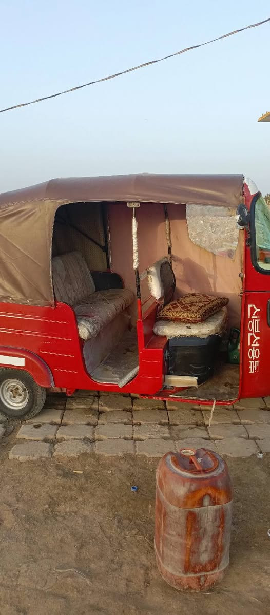 سلام عليكم تكتك لبيع لمديل 2018مرقم مكينه عشرين نتصال علا لرقم ***********
