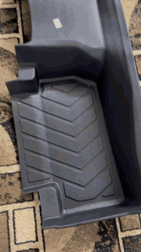 سلام عليك
گاعی قاڵب ٢ تاقم بەردەستە نرخی تەنها و تەنها ٤٠ هەزارە
گاعی عەلامە تەنها بە ٢٠ هەزارە 
سەر داشبول رەشی شاموا ژێر لاستیک تەنها بە ١٥ هەزار
گەیاندن بەردەستە
سلام علیک 
گاعگ قالب بیلادی فقط ٤٠ الف
گاعی علامة ٢٠ الف
فرش مال داشبول ١٥ الف
توصيل موجود لكل عيراق
*********** وتس ئەپ
