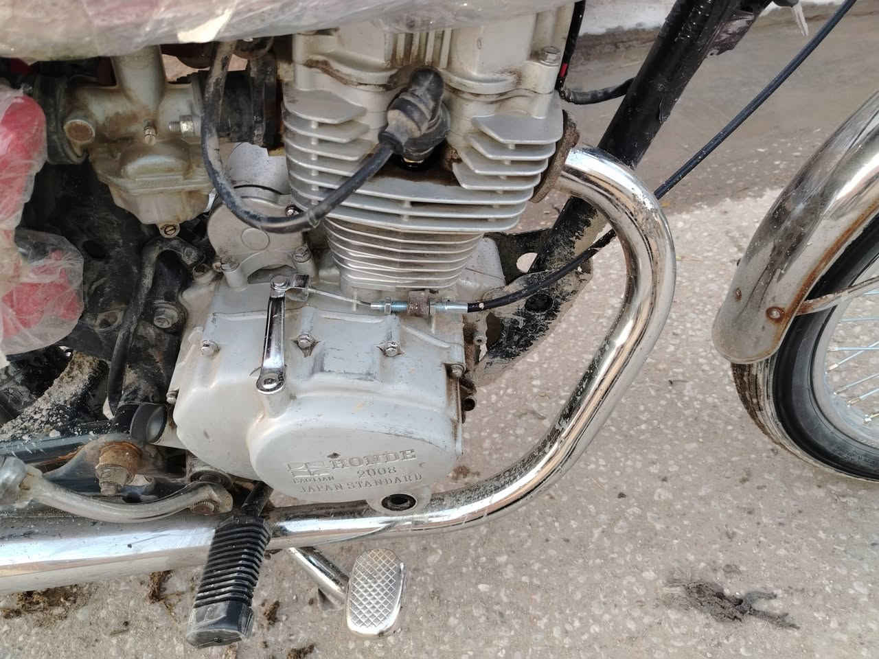 سلام عليكم دراجه 5كير كلك مكفول نضافه مكينه ناعمه دراجه مال روحه وجيه سعر 200وبيها الشراي يتصل ***********
