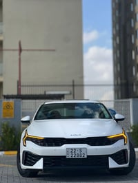 كيا كي فايف 2025 شكل جديد k5  محرك : 2500 تنفس طبيعي مرغوب   بعدها زير...