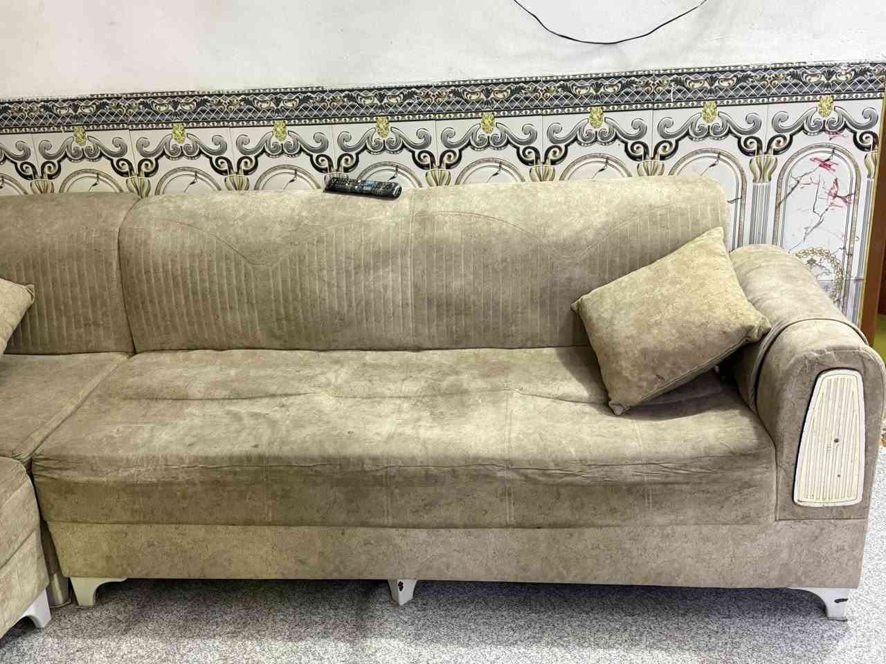 10 مقاعد
200وبيهن مجال بسيط


**إذا كنت صاحب هذا الإعلان وتريد حذفه لأي سبب، رجاءا أرسل رسالة إلى الدعم الفني**