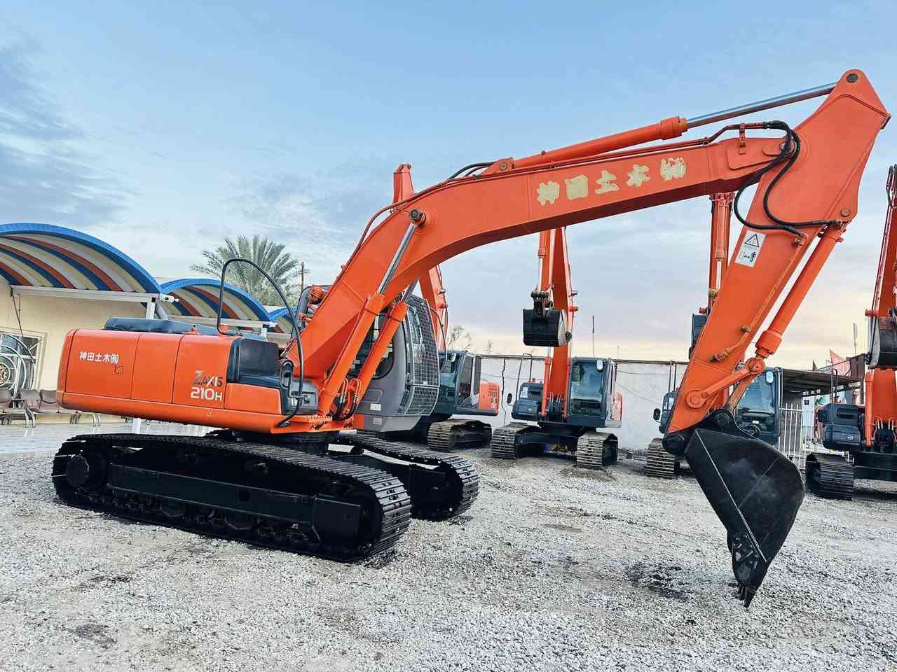 عـــلى بـركةَ الله
#يتـوفر لدى عباس فاضل الكرعاوي 📌
        لتجاره الآليات الثقيله ❓
          
      

-فقط لعشاق الجديد والمميز ✔️
-زت 210H✅ 
-وارد اليابان مكفوله كفاله عامه - 
موديل2006🔥
ZAXIS-Z_210H_2006

#فول مواصفات بسعر مناسب 📌📌
#كلشي وضع شركه ☑️
#مرقم بابل  

عنوان الشركه (بابل الشوملي📍 حي الصناعي)

#الاستفسار***********
#الاستفسار0781503080وتساب
