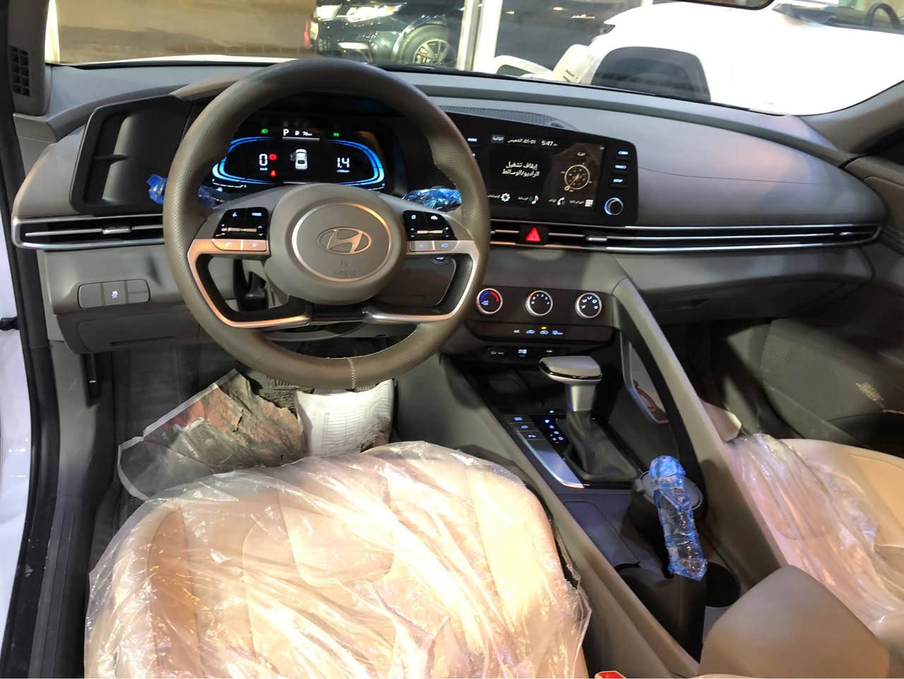 السلام عليكم 

للبيع (الانترا 2024)

زيرررو ماشيه (14,000) فقط 

مكفوله كفاله عامه 

فول مواصفات (بصمه فتحه حساس امامي خلفي مع كامريتين خلفات 360درجه مانع انزلاق اربع وضعيات قياده تشغيل عن بعد لد نهاري عداد الاكتروني مع شاشه وتحكم بالستيرن كامل مري شفط اشاره بالمري شاحن لاسلكي مع نظام كار بلي حساس وقوف مع نظام تشغيل كامرات بدون بك محرك (2000) دوش تبريد قطعتين 

للاستفسار الاتصال 
***********
*********** Singapore
