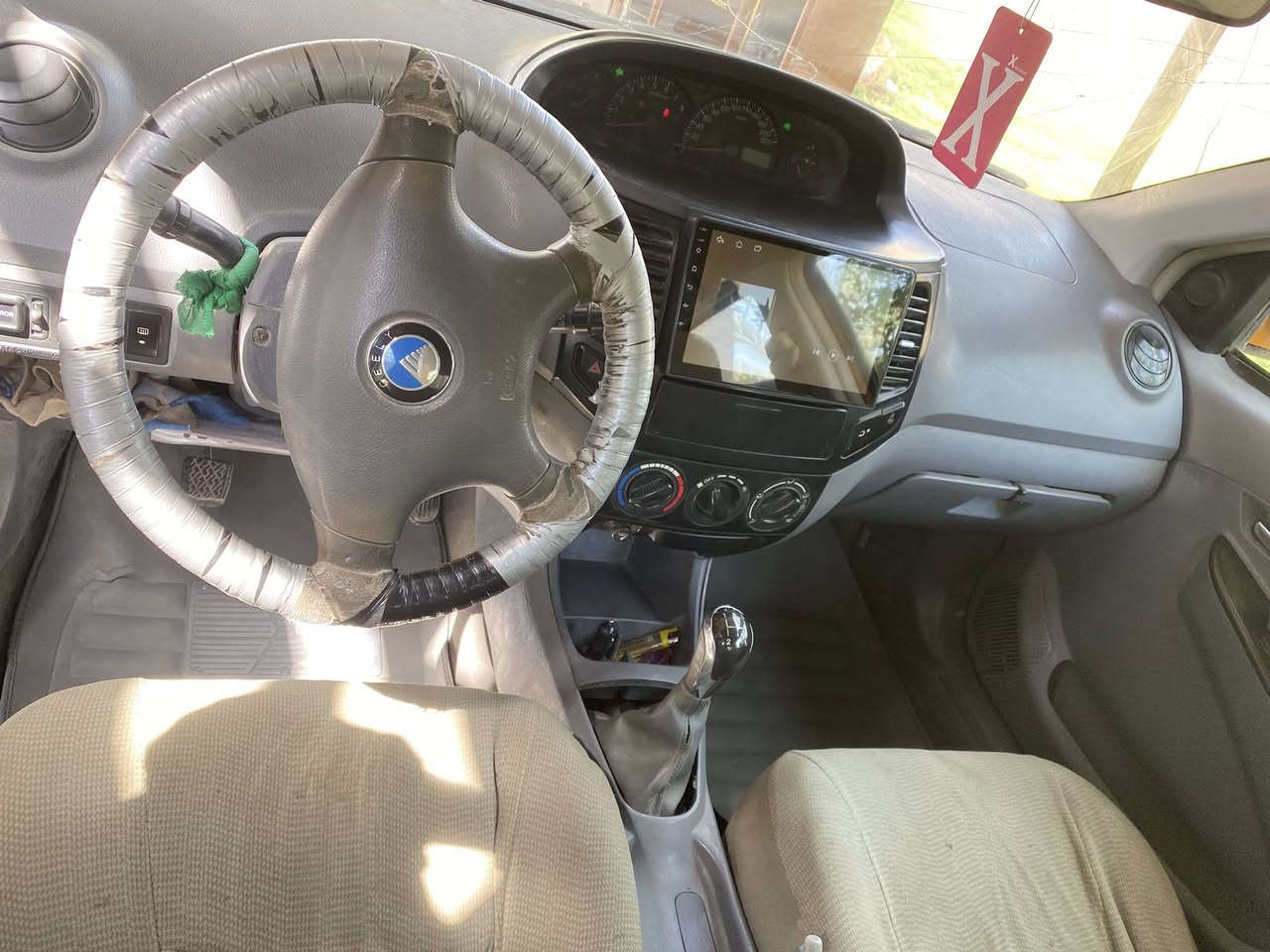 سبام عليكم جيلي ام كي موديل 13 كله بلادي كير مكينه تخم تاير حداديه وره وكدام جدد كهربائية جدد داخل جديد سونيه ل 27 تحويل ثاني يوم سياره مصفره تاخذ كامل مكفول مكاني حله رقم تلفون ***********.     سعر 30 وبيه مجال
