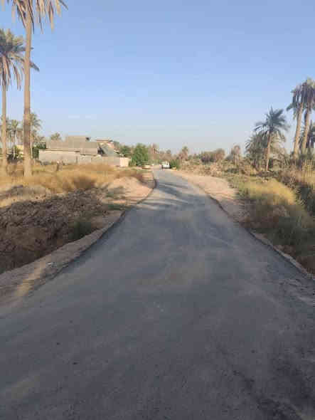 قطعه مساحتها800متر سنتر على شارع كريطعه
قرب الجدول واجهيه17.خدمات كامله ماء كهرباء تبليط
طابو زراعي سند25
سعر100

مكتب وعقارات الوارث
***********
