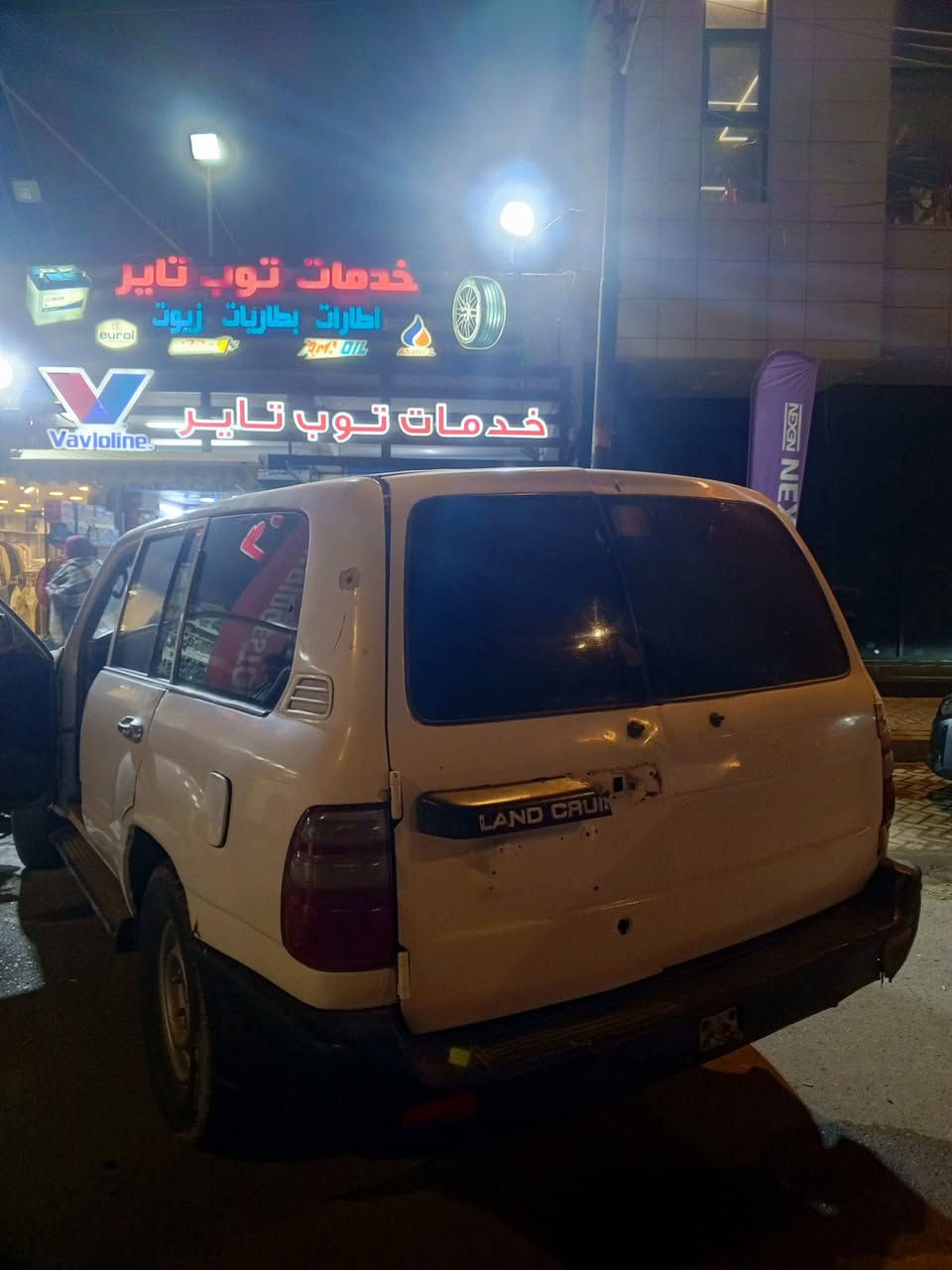 للبيع 2004 مزاد بدون لوحات مبيه شي وكاله عامه وتخويل وبيه ترقيم ي مكان رقمه عادي بسمي وكاله ب 75 ورقه ***********
