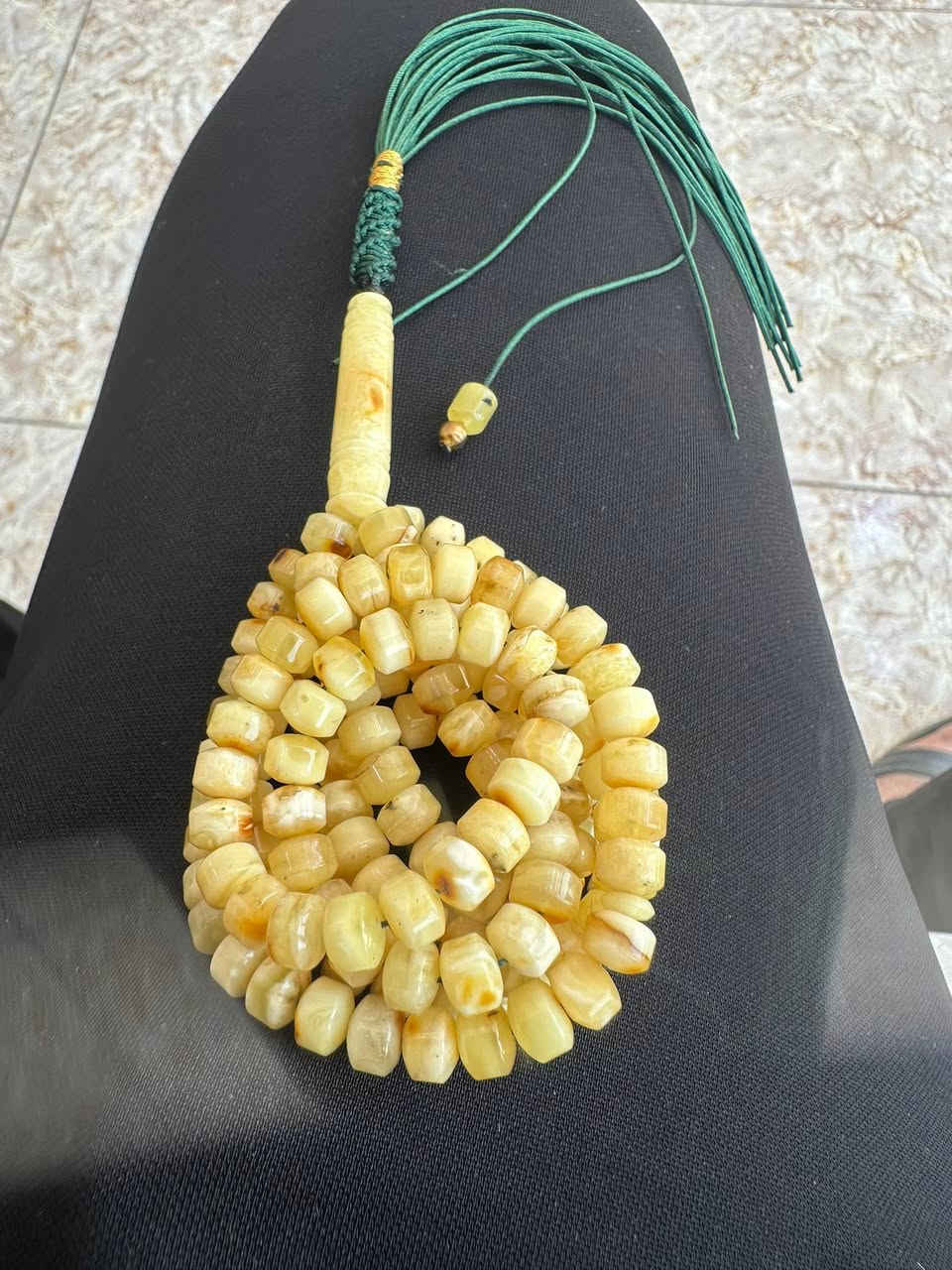كهرب حر طبيعي ناعمه25 غرام  عدد الحبات 152 حبه تكدر تفرز الشوائب تطلع سبحه  كوالتي عالي السعر وباقي التفاصيل خاص
بغداد الشعله ***********
