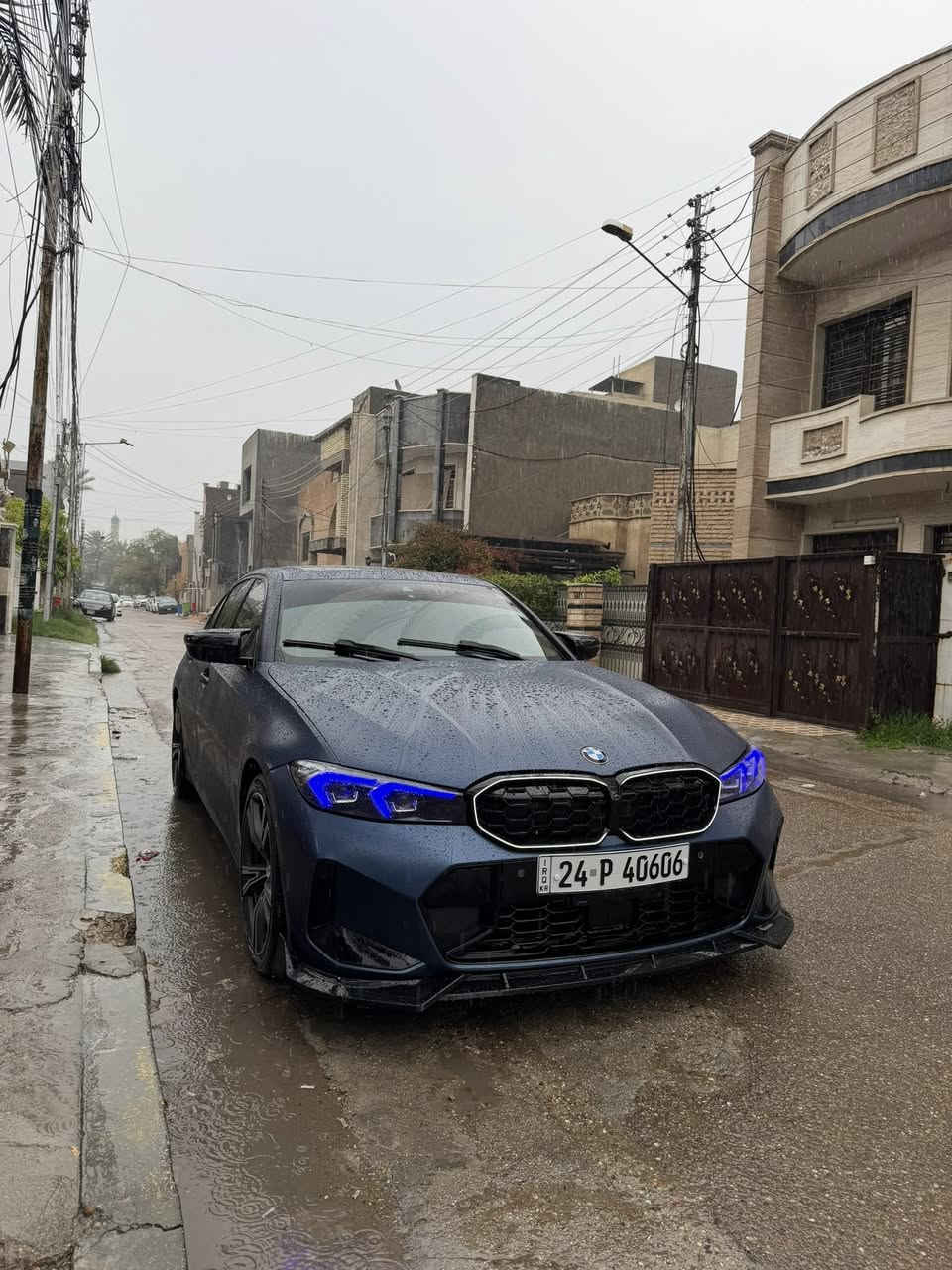 السلام عليكم شباب
BMW330i 

2.0L T 

2023 

داخله مشمي 

شباك دايموند 

مغلفة PPFطافي بي ضمان 

سيارة جديدة بمعنى الكلمة 

ماشية 60 الف كيلو 

كشنات كهربائية
AUTO HOLD
هاند بريك يدوي 
تحكمات الكير الصغيره الحديدة 
شاشة كبيرة 
CARplay
Android Auto
انارة داخلية 12 لون 

كشنات تدفئة

رادار امامي 

مانع اصطدام 

رادارات بالمري 

تحديد مسار 

كتاب تضليل بيه جديد ينتهر بسنة ٢٧ 

شرط التحويل 

سيارة لوزة 

يحتاجله فقط تايرات 

لايت الاوراكل شلته منه وخليته ويه سيارة 

سيارة حادثه امامي بنيد و جاملغ 

ايرباك الستيرن فقط طاك 

ورقم شاصي موجود سيارة مضمونة شاصي  وكير ومكينة 

السعر 30,500 $

***********
