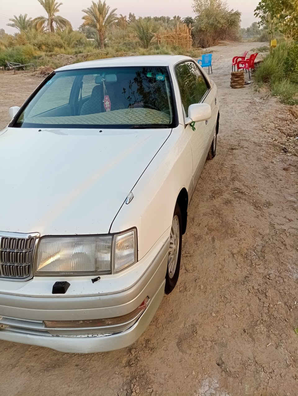 السلام عليكم راس الثور للبيع مكفوله كفاله عامه السياره رقم انبار باسمي السياره مكفوله القص والنقل الجثه  حلوه مال جناي المكينه 2500 فيشتين مكلف بالنشر السعر اتصال على رقم صاحبها‏‪0760 139 9458‬‏.  ‏‪0781 689 7403‬‏
