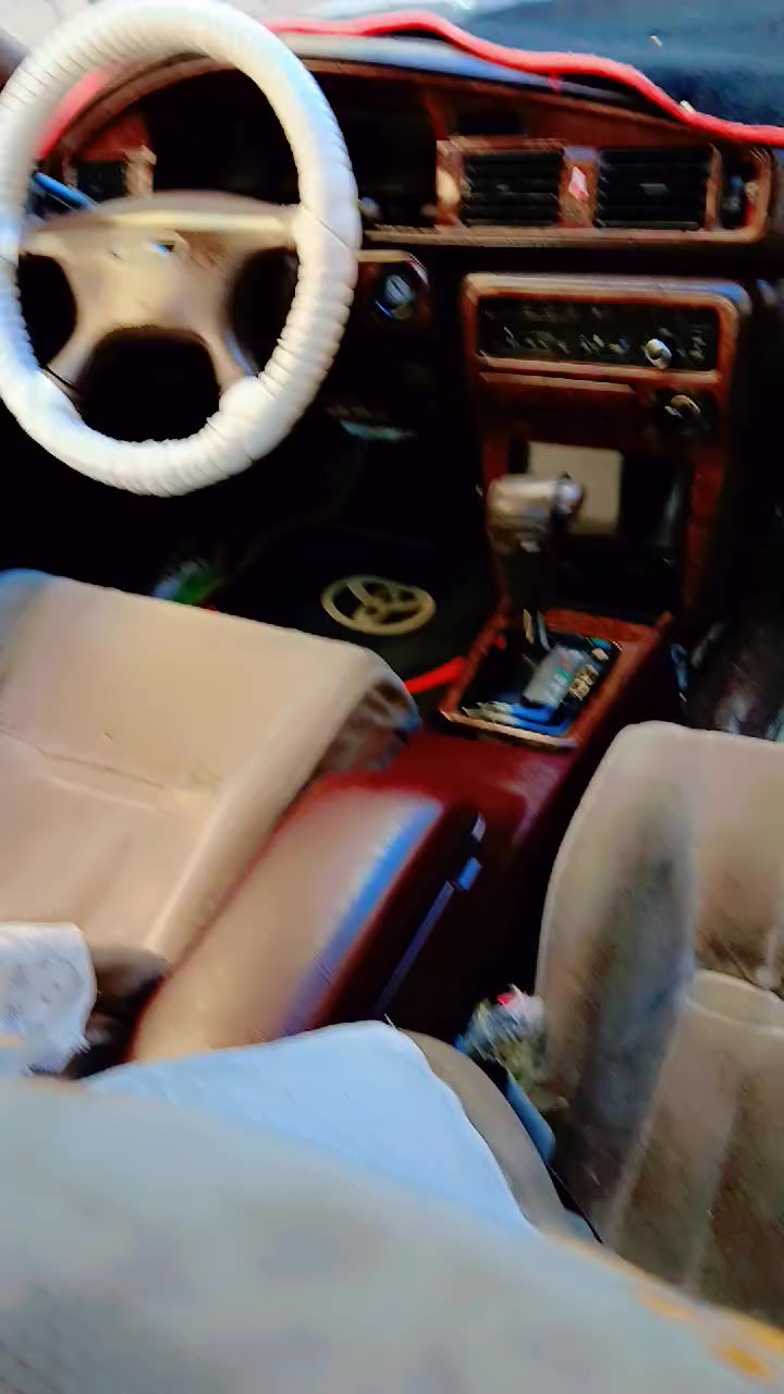 السعر (٤٧) وبيها مجال ***********مارك عظم مديل ١٩٩١ مكفولة من الظربة القوية والنقل تحويل ثاني يوم سنوية مجدده لل٢٠٢٨ رقم دولي مشروع وطني بسمي
سيارة جاهزه كير محرك خير من الله ونجي ناعم 

كهربائيات كلها شغاله تخم تاير جديد باتري جديد قطرة خياس مابيها سيارة نظيفة مكاني النجف 

السعر (٤٧) وبيها مجال ***********
