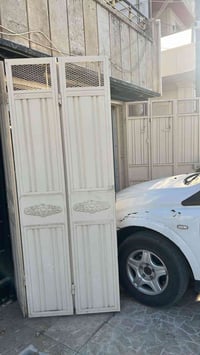 باب • ٢٣٢×٢٦٥ • نظيف