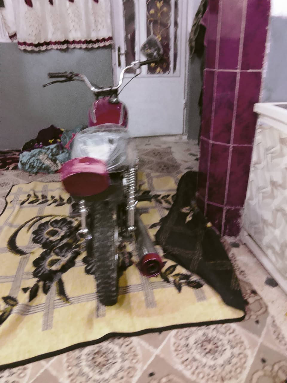 سلام عليكم دراجه ايكر للبيع دراجه كفاله عامه موديل2017سعر350وبيه مجال رقم*********** بي واتساب هم
