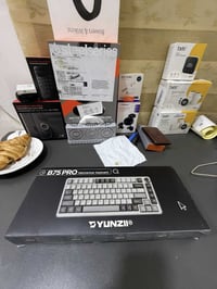 غير مستخدم • ملحقات كاملة • مقفل