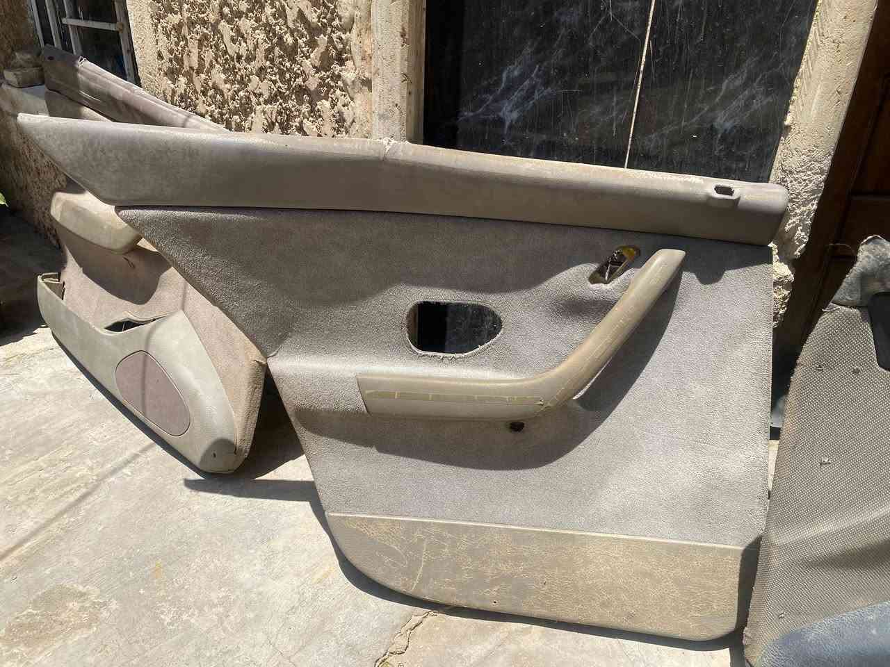 بطاين بوب سمند للبيع نص عمر  ٣ بوب واحد تعبان
***********
