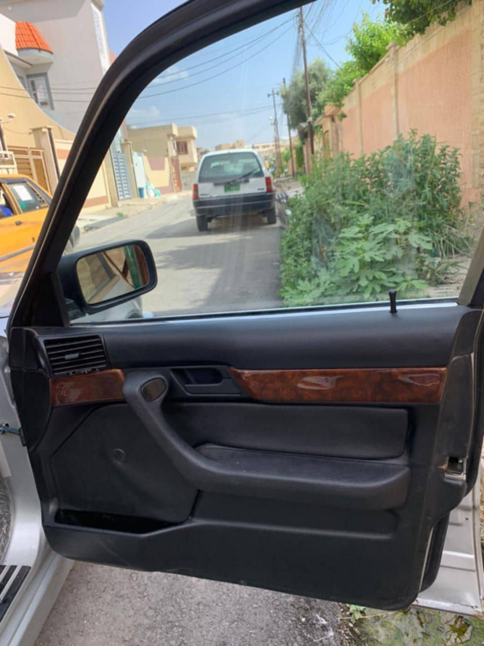 سلام عليكم سياره بي ام دبليو مويل 1992 525 كبس عدل  سياره فول مواصفات دبل ايرباك كشنات m هيتر كير محرك شرط منضومه زينول عالي ناصي  تدفئه تبريد منظومه جديده كله شرط سياره كفاله عامه من كلشي سياره جديده بمعنه كلمه كلها بلاديه السياره بسمي سنويه لل2029 يلا تسقط وشرط التحويل مراسله واتساب فقط ***********
