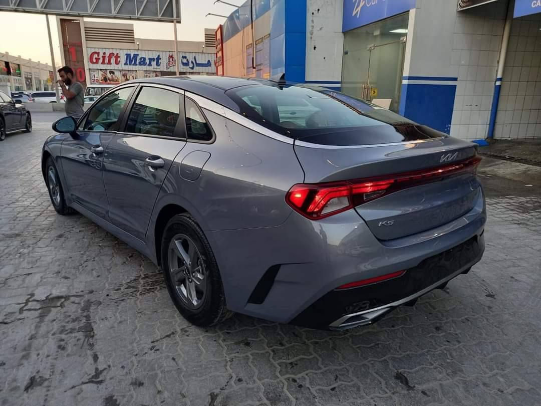 سلام عليكم 🙋
K5 موديل 2022  معوقين وكاله عامه ب اسمي سياره وارد أمريكي ضربته موضحه ب المنشور حلوه كلش بدون تبديل ماشيه 75حقيقي رقم ذي قار جاهزه للأخير. 
مكاني ناصريه
السعر 185
ستفسار أكثر ***********
*********** ناصرية, ذي قار
