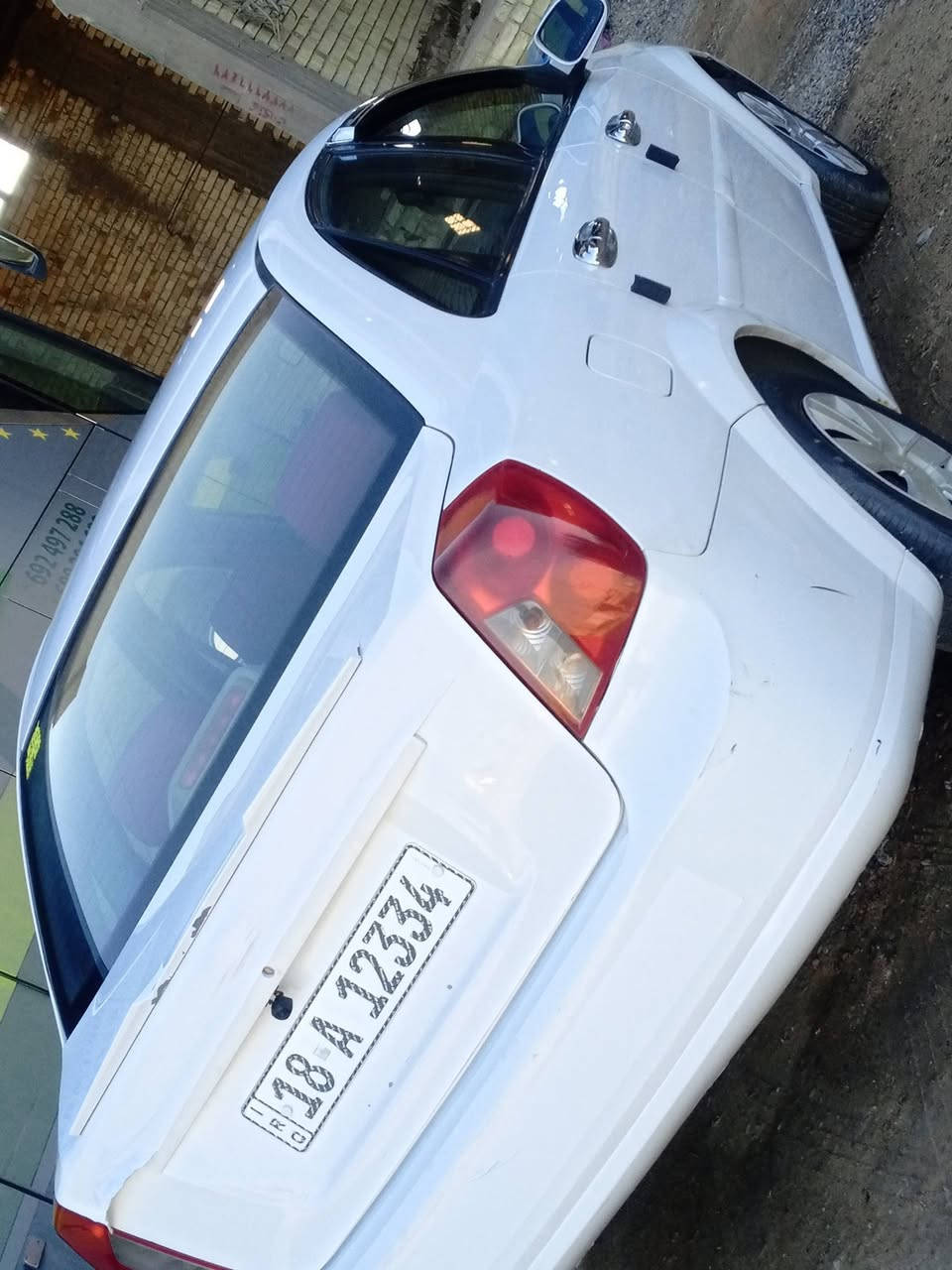 السلام عليكم اوبترا 2006السياره نظيفه حيل مكينه 1600 كفاله  كير اوتو كفاله صدر حداديه تبريد تخم تاير السياره جاهزه ع اخر حبايه مابيها نقص ابد بيها صبغ بجاملغات الاماميه شوي بدون حادثه مكفوله السياره وحلوه العنوان بابل مشروع المسيب السعر 75وبيها مجال قليل***********
