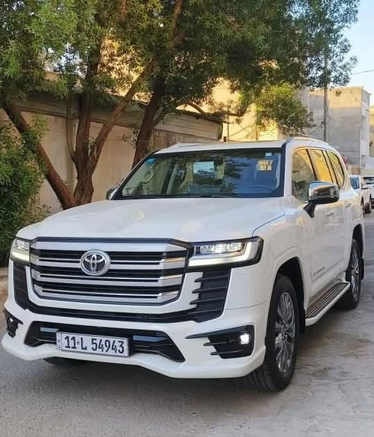 السلام عليكم لاندكروز 2024 ساز VX مكفولة من البارد والصبغ جديدة جدآ
كشنات خلفية كهرباء كشنات تدفى تبريد ٣ شاشات  ماشية ٣٢مكان السيارة الكاظمية السعر 71,500$ 
تلفون ***********
