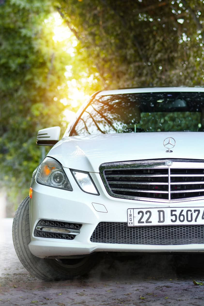 سلام عليكم حبايب
‏Mercedes-Benz E350 
مارسيدس E350 2012 
محرك 3500 
تو ويل وارد امريكي
كلين كلين بدون ضربه او معجون او غرق على فحص 
وبارد بس چاملغ خلف سايق حك شبر واقل فحص سونار 
ماشية 115 الف ميل 
المواصفات:
شاشه كبيرة
ماوس شاشة
كشنات كهرباء
كشنات خزن

حزام امان كهرباء

تركشن تزحلق
ابواب ترحيب شعار مارسيدس
كير مثبت سرعه
داخل بيجي مع تطعيم صاج
سماعات هارمن
اناره محيطيه داخليه بلادي
مري كهرباء
كاميره خلفيه دوارة
دعاميات AMG اصلي
دوس AMG اصلي  
كير مكينه تبريد كلة جاهز
ادامه منضومه محرك
ادامه منضومه كاملة فلاتر وكير 
***********
السعر 185 وبيه مجال للطيبين

