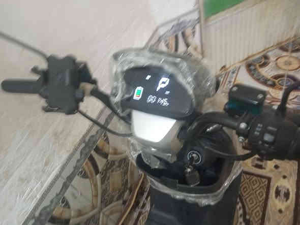 سلام عليكم دراجه شحن اللبيع ار9 مابيه ايشي السعر 600وبيه مجال قليل الرقم ‏‪***********‬‏
