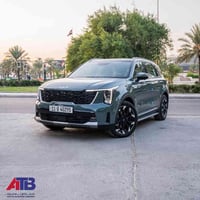 🚘⚡ سورنتو هايبرد كوري أصلي – ضمان كيا – مرقمة بغداد كامل الSUV العائلي...