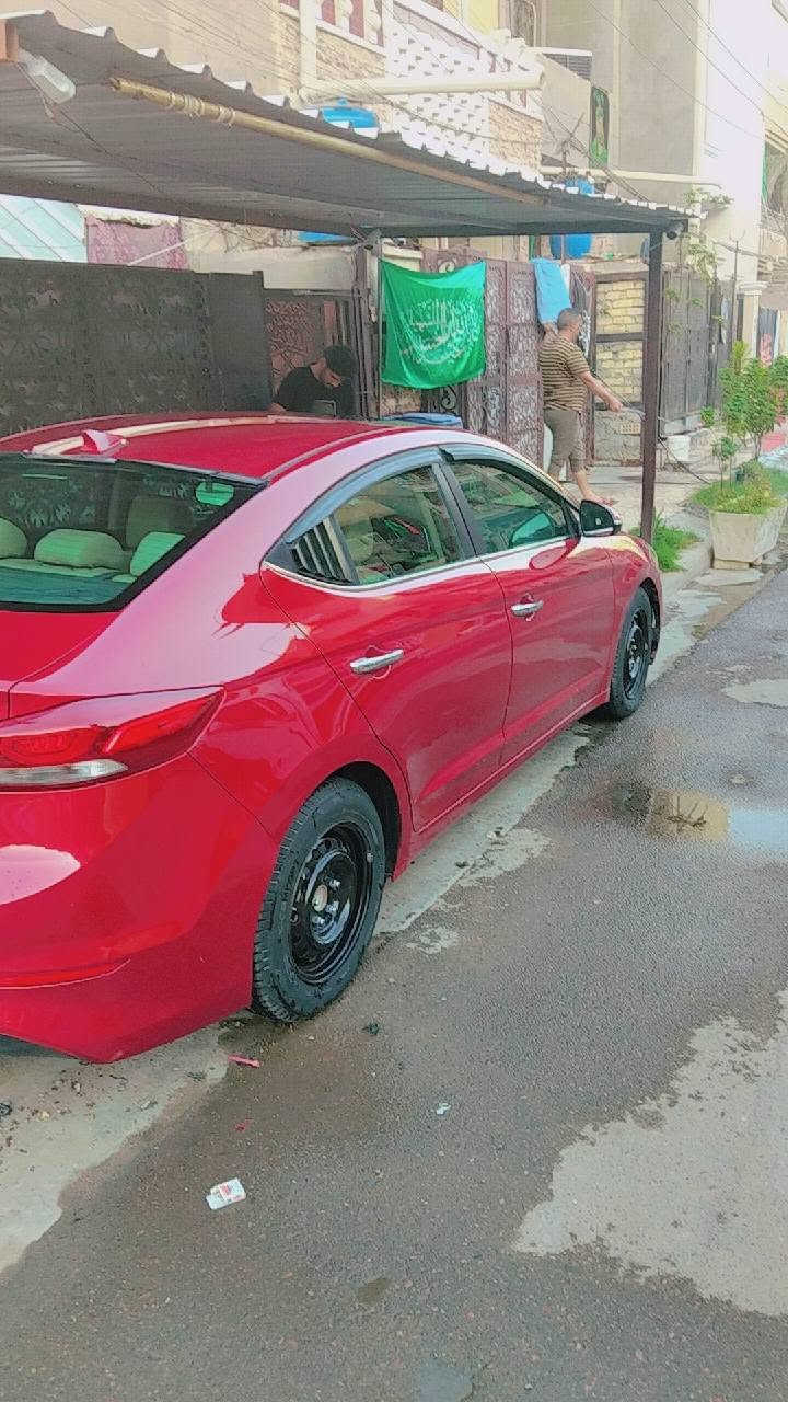 السلام عليكم النترة موديل 2017 فول مواصفات للبيع حادثها دعاميه اماميه مواصفاتها كلش هواي بصمه تشغيل ابواب بصمه ترحيب صندوق ترحيب كشن جلد كشن كهربائي تدفئة تبريد ثلاجه كير ومحرك جديد سياره نظيفه وحلوة بأسمي للبيع سعر 110 رقم الهاتف *********** فقط للبيع مكان بغداد الجديده @إشارة
