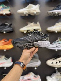 هوكا • حذاء • مقاس ٤٢٫٥