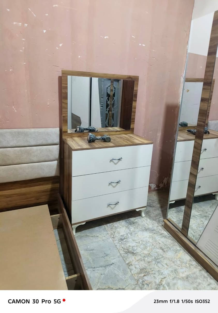 السلام عليكم غرفه نفرين البيع نضافه فول بسعر مناسب *********** مكاني غراف

