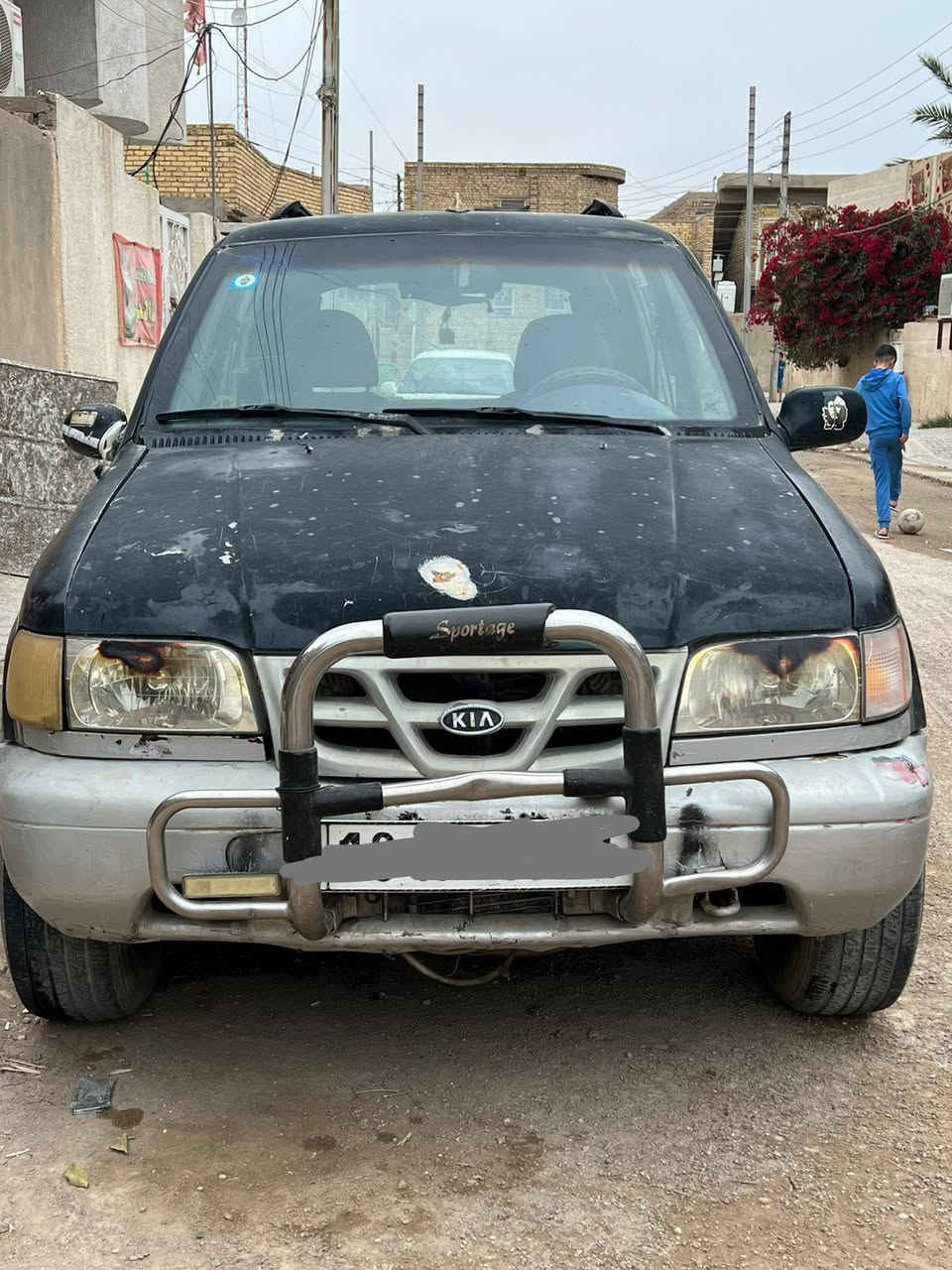 السلام عليكم كيه سبورتج موديل 93 رقم بابل انكليزي باسمي السياره محوره مكينه ونجي أربعة السياره بالكوت مركز المدينه السعر 28 وبيه مجال ***********
