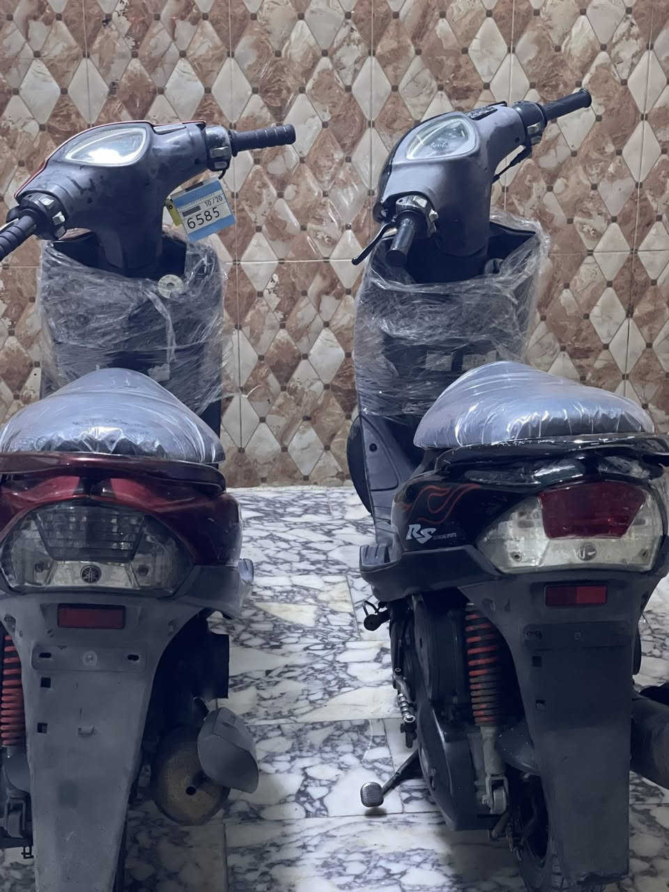 السلام عليكم دراجات جدد نوع ماكس ياباني عدله دراجات مكفوله من كلشي جيب وياك فيتر ويفحص اي نقص مابيه كلها شغال  عنوان مدينه الصدر شراي يتصل ع رقم ***********
