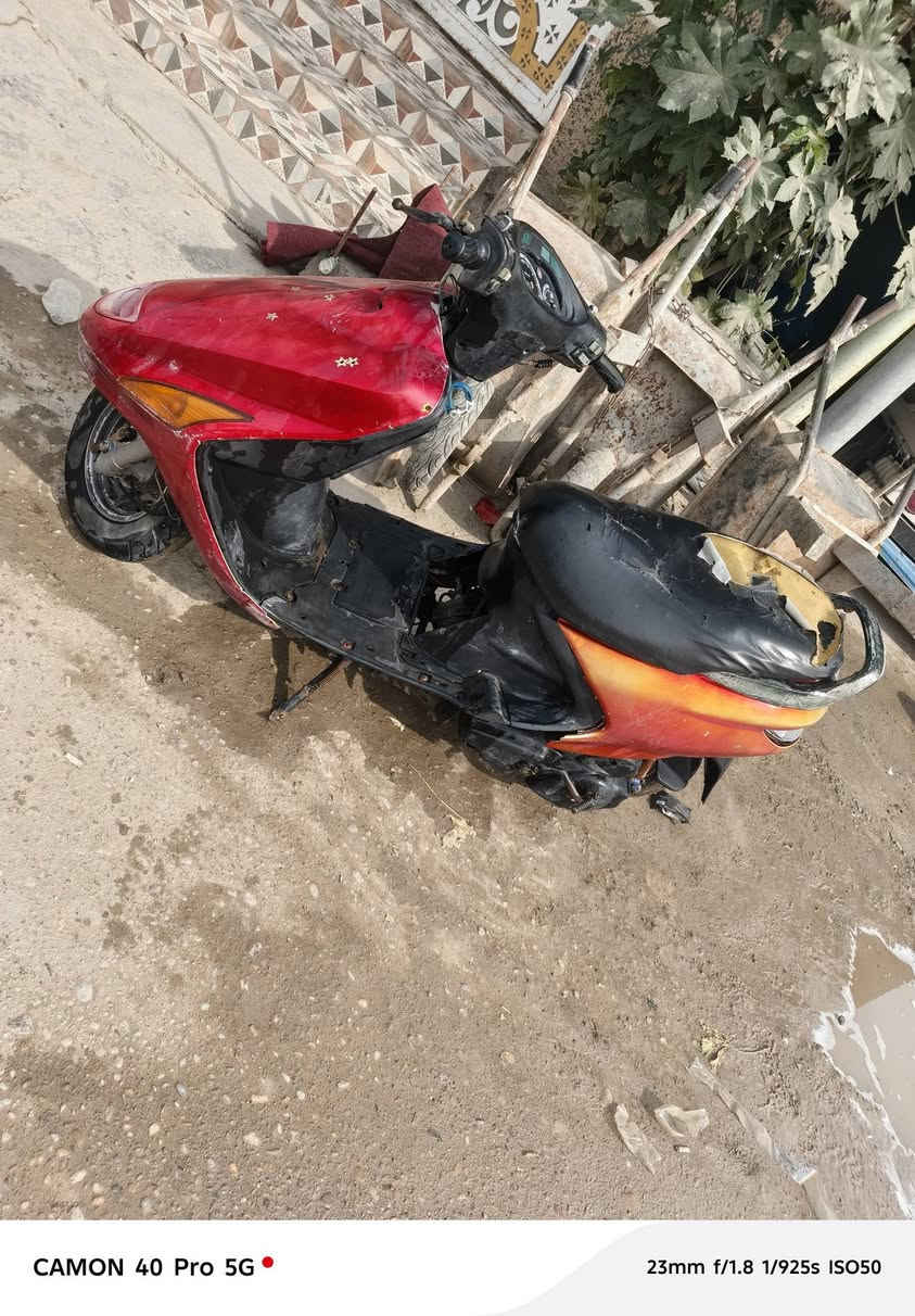 للبيع نقص بس واير سكليتر شرط شغالة انطي سعر بحك الله واخذه  ***********
