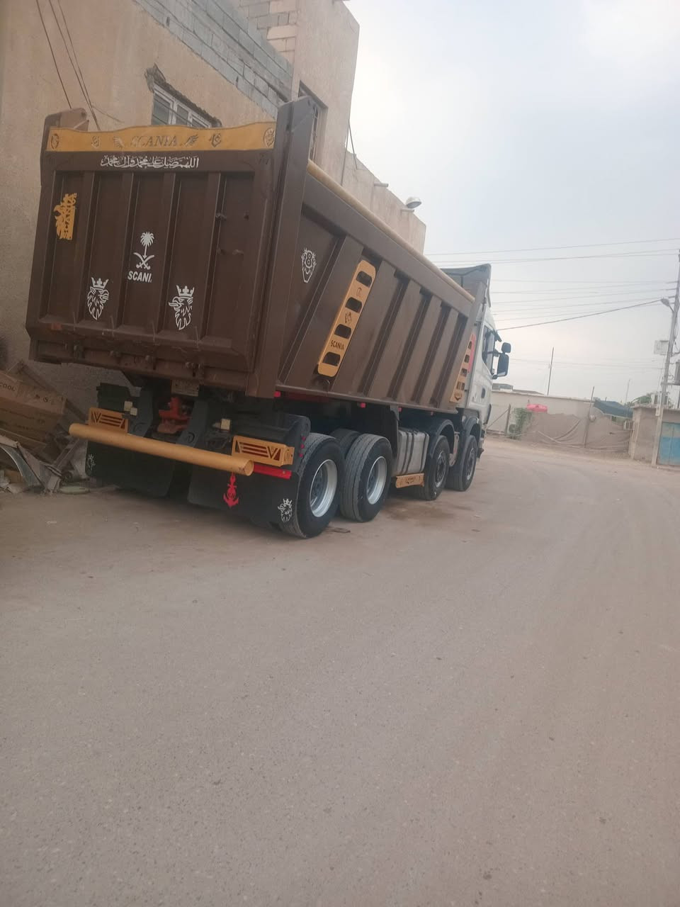 السلام عليكم سكانية موديل ٧اصل مجموعة نجمة خفيفة تخم تاير مكينة نجكسن كير 3x3 كفالة عامة ***********
