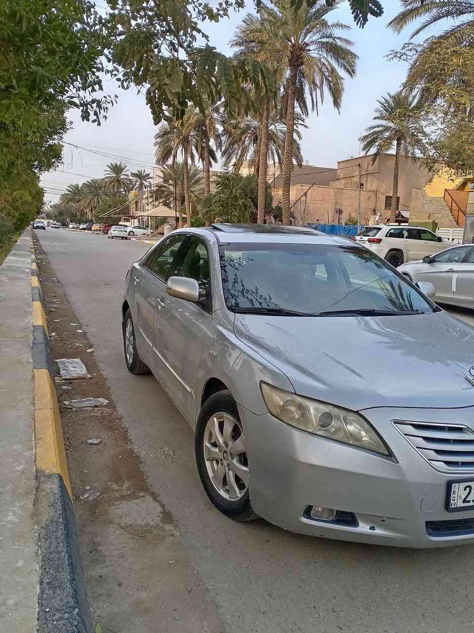 السلام عليكم ورحمة الله وبركاته
تويوتا كامري موديل 2009 خليجيه رقمها سليمانيه الدولي الجديد 
فول مواصفات GLX ام البرده الخلفيه
سلايد 
 كرسي كهرباء قطعتين تبريد 
ومواصفات الكامري المعروفه 
سياره ماعندي بيها نواقص الحمد لله جاهزه 
سعر السياره 130وبيه مجال 
عنوان السياره ديالئ الخالص 
رقم الهاتف.***********
