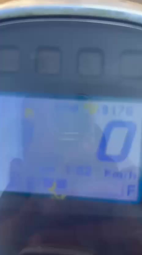 سلام عليكم بوليس للبيع موديل  11 بلادية برقي مامفتوح بيهاالسعر 1100واحد ومية  بيه مجال المكان لمسيب ***********9
